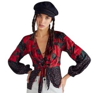 Free People Run Free Faux Tie Front Balloon Sleeve Blouse in Black Motif Large